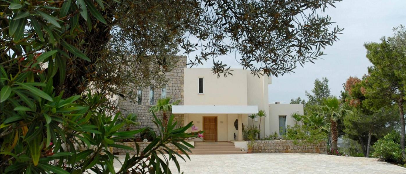Luxe villa met een uniek uitzicht op Ibiza